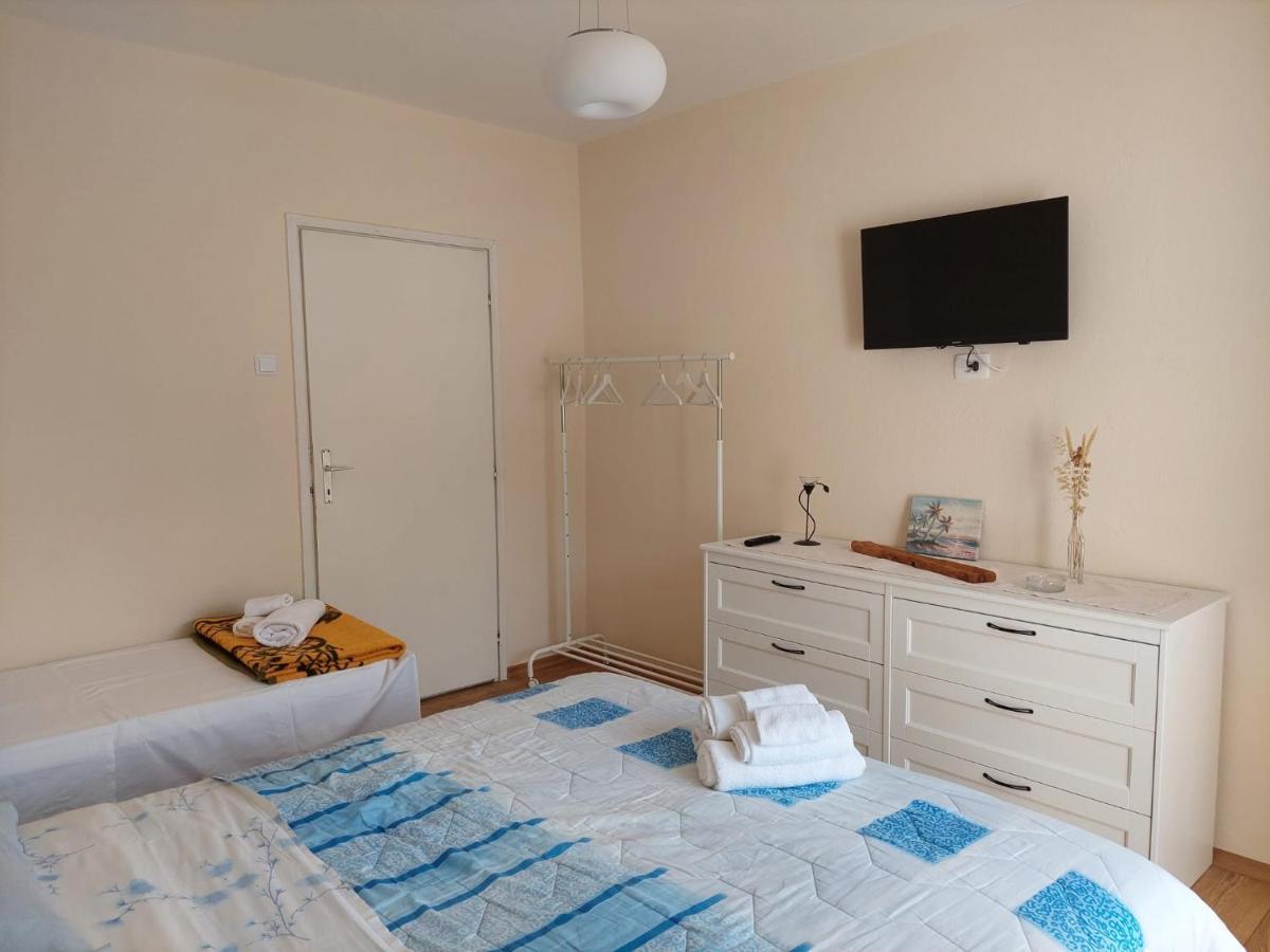 Apartman Danijela Apartment Klek Exterior photo